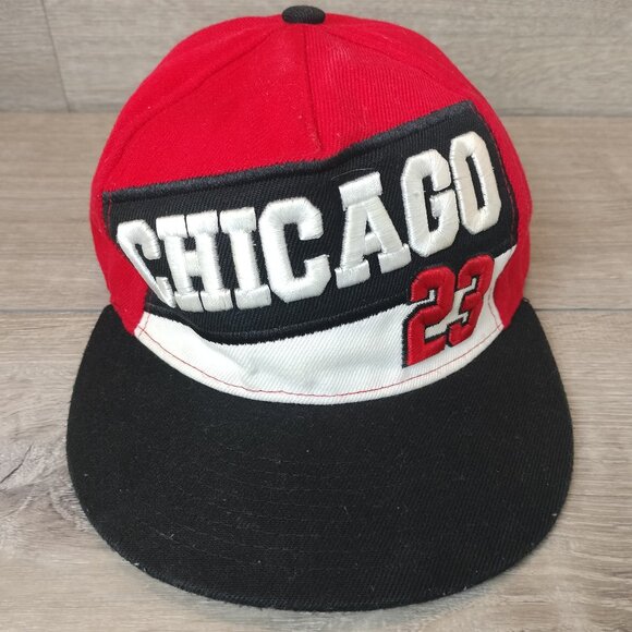 VTG Michael Jordan Chicago Bulls Malaki Hat Cap Embroidered Colorblock Snapback - Picture 1 of 11